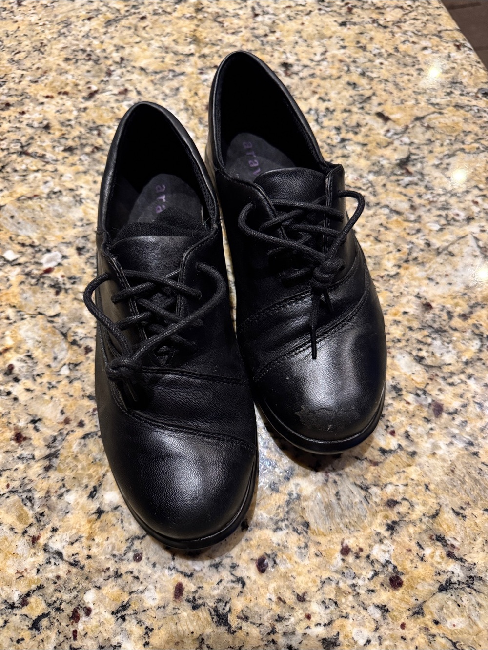 Aravon Francesca Leather Oxfords
